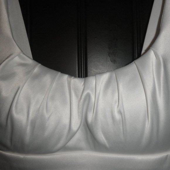 B. DARLIN White Fitted Formal Dress Size 3/4 - Picture 3 of 5